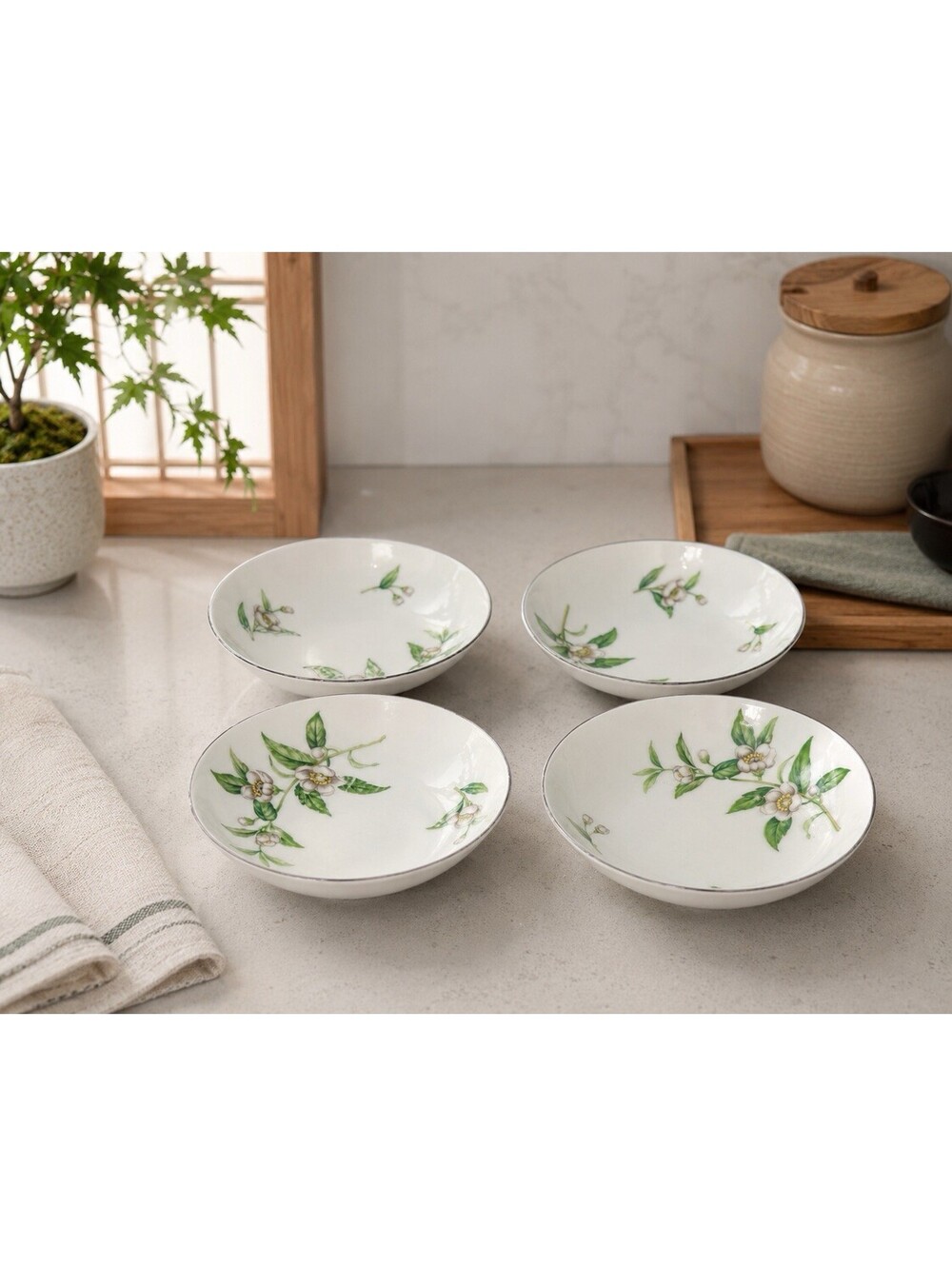 Moderna China Japan 1950s Set Of 4 Berry Fruit Bowls Ceylon Porcelain 5.25x1.25”